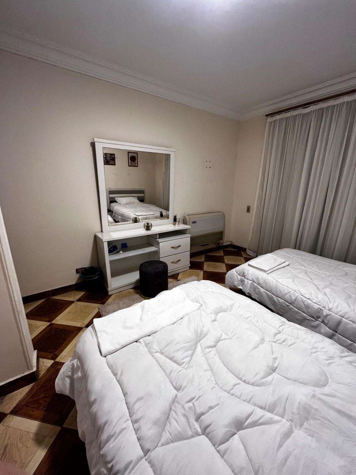 Zamalek Nile View Prime Location 4br *